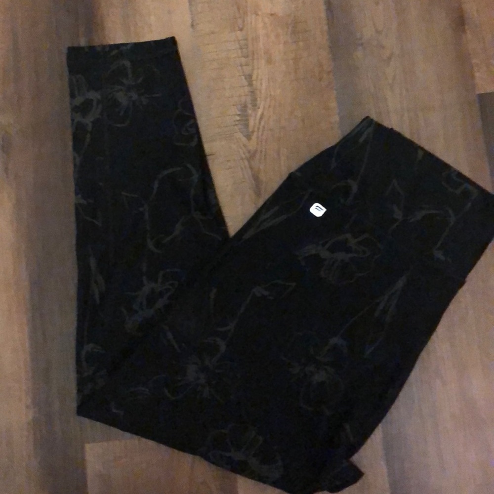 Fabletics Workout Capris